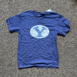 BYU t-shirt Youth Large
